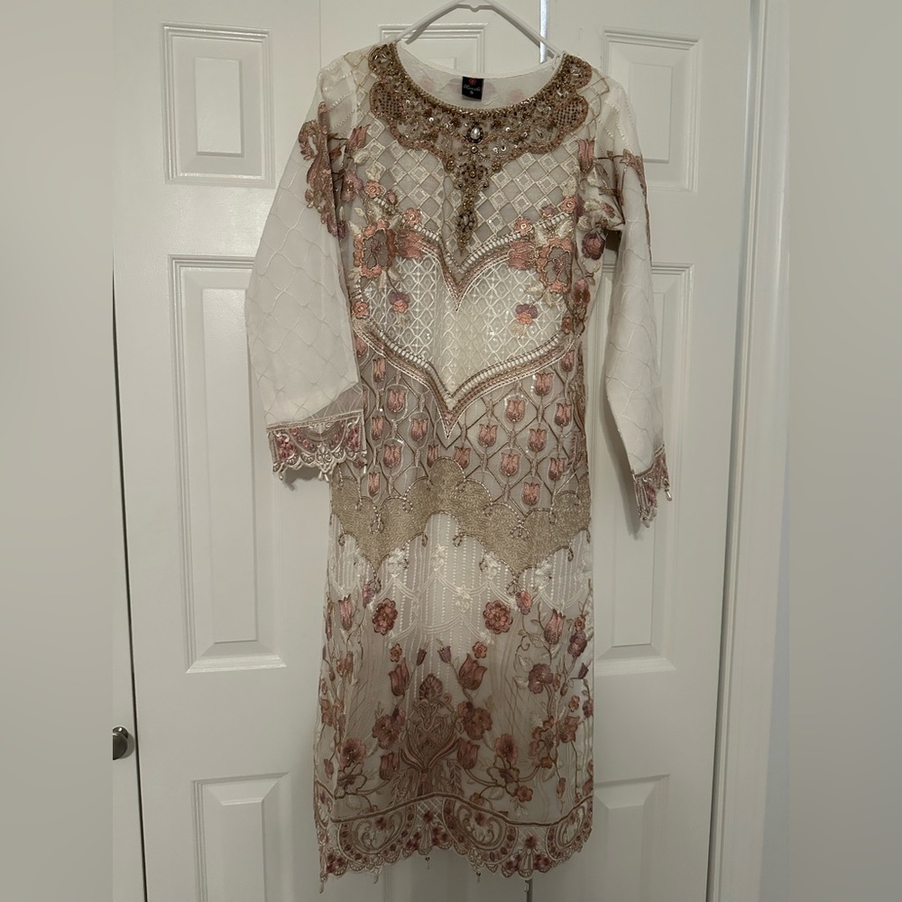 NWOT small Ramsha embroidered shalwar kameez. 3 pc. Never worn.